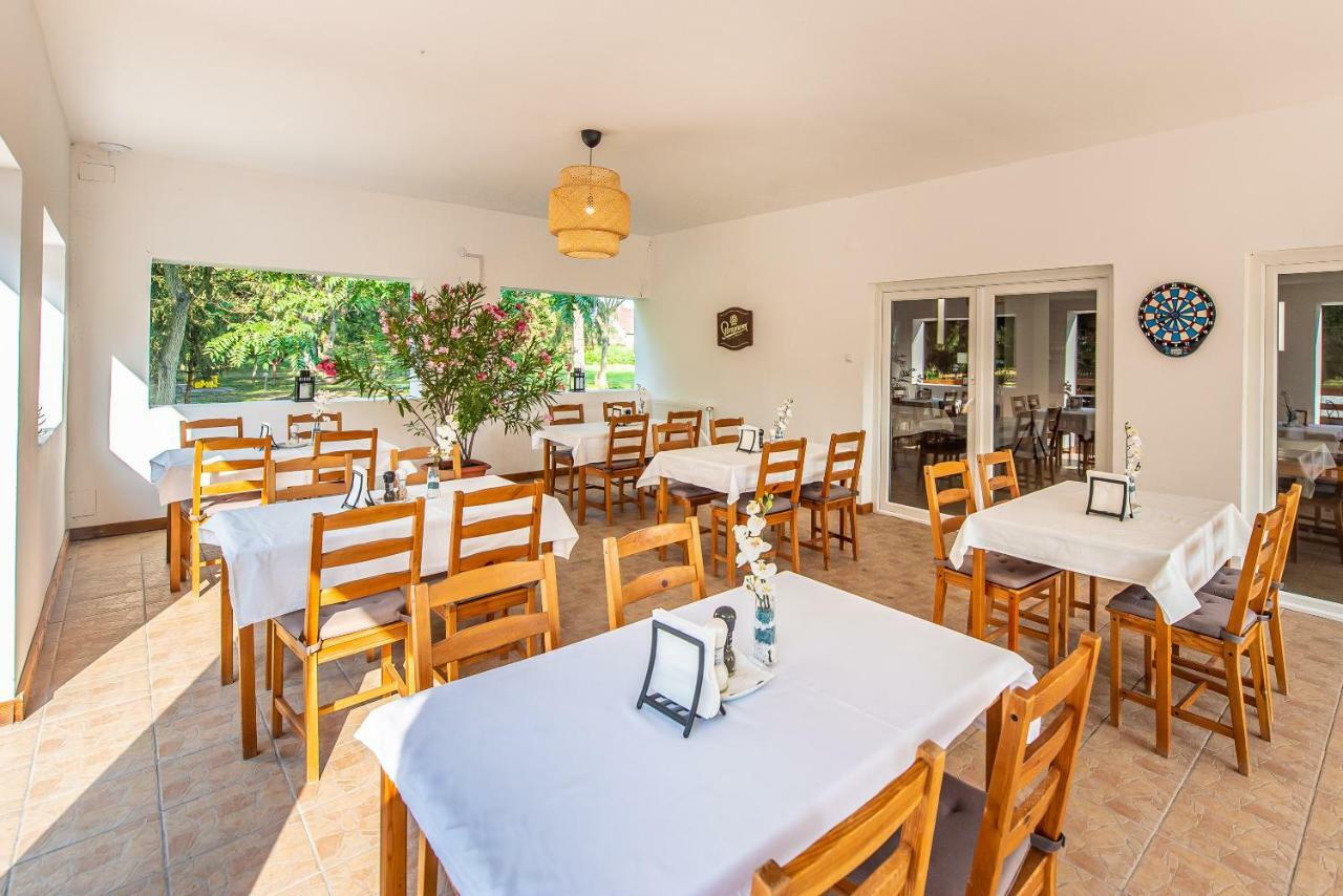 Herczeg Udvarhaz Poroszló Extérieur photo